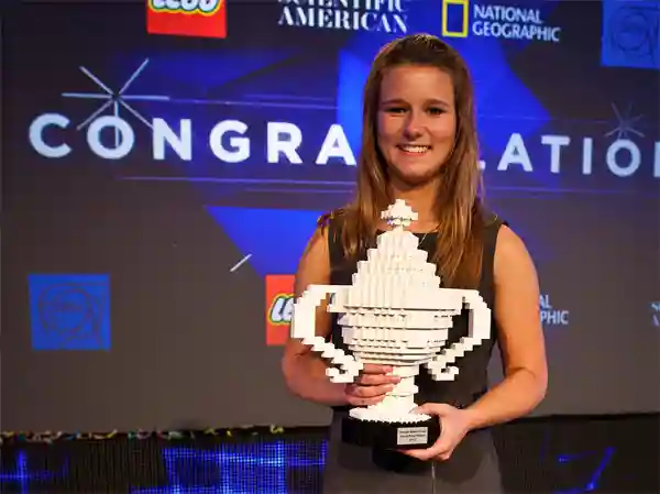 She Taught a Computer to Fight Cancer