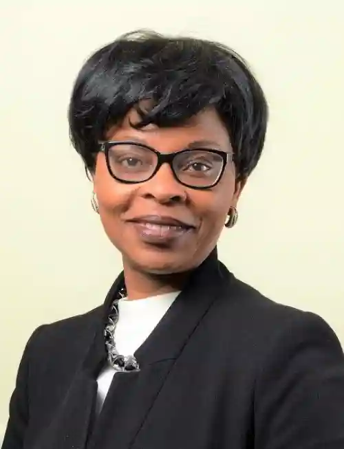 Omowunmi Sadik Headshot